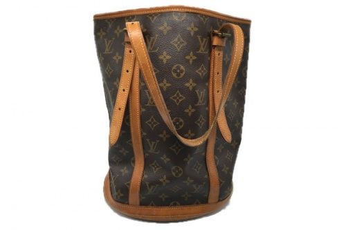 ラグジュアリーブランドのLOUIS VUITTON 　