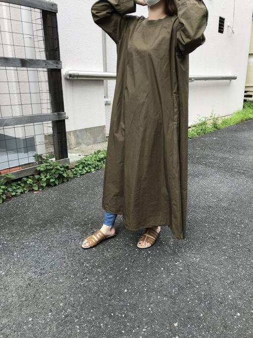 ミディウミのメガワンピース