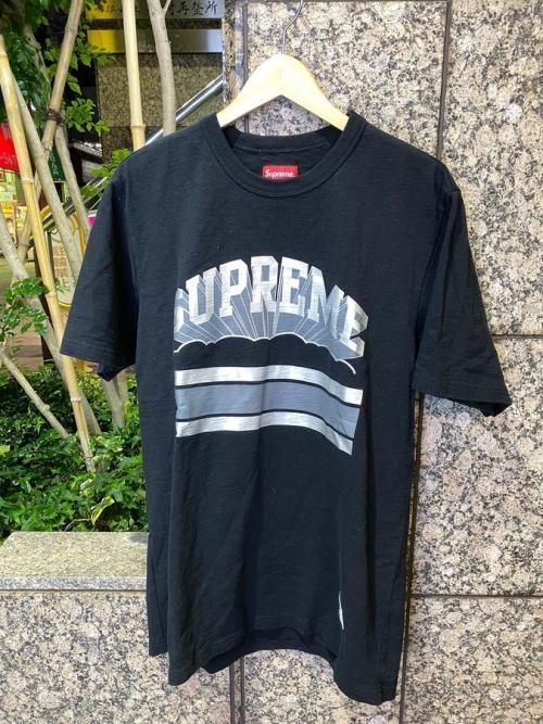 SUPREMEのシュプリーム