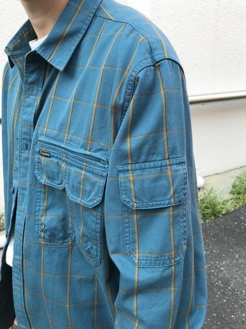 Twill Multi Pocket Shirtの長袖シャツ