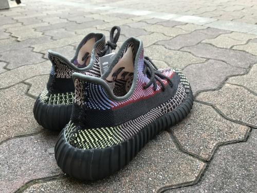 YEEZY BOOST350V2のFW5190