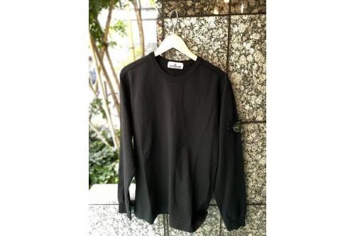 STONE ISLANDのストーンアイランド