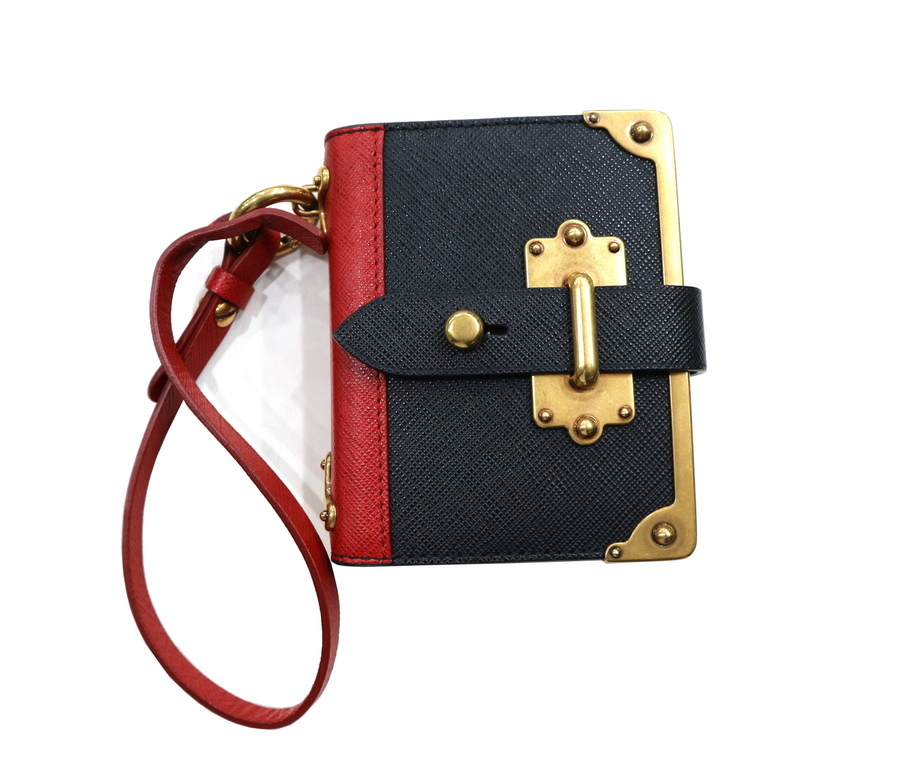 PRADA（プラダ）ノート型チャームが入荷しました！！[2019.06.22