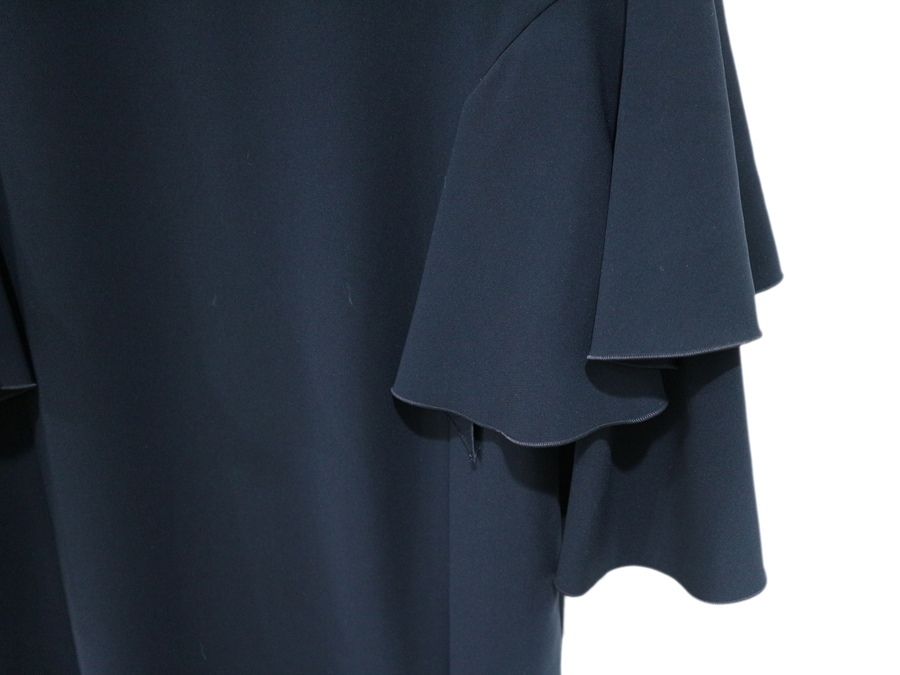 アドーア（ADORE）ソフトトリアセラッフルスリーブワンピースが入荷
