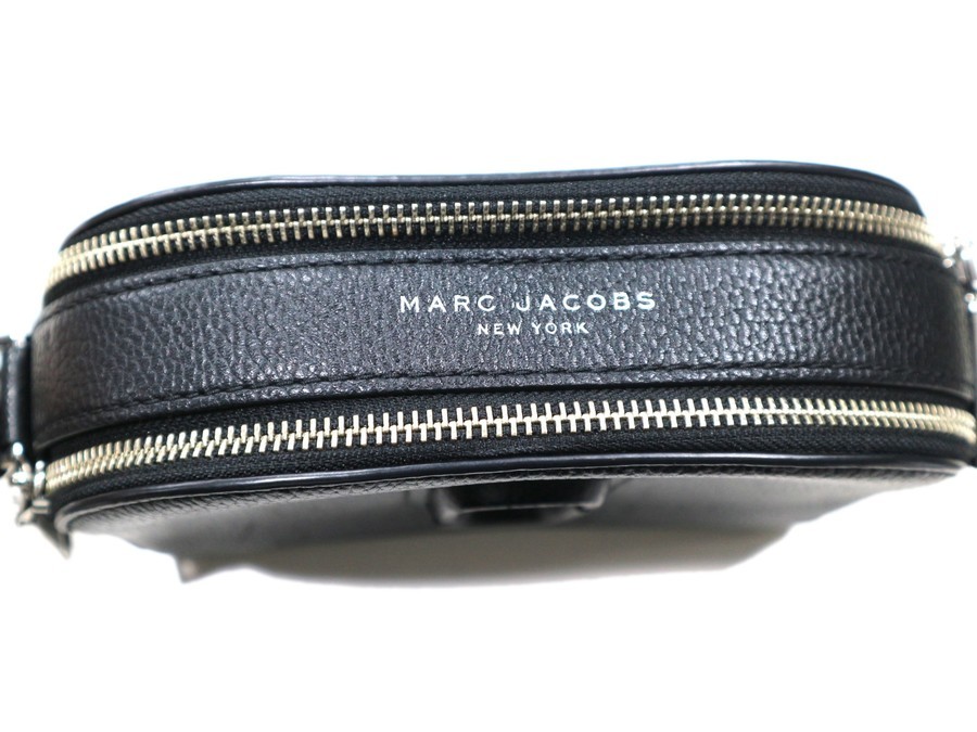 MARC JACOBS（マークジェイコブス）ショルダーポーチ SHUTTER