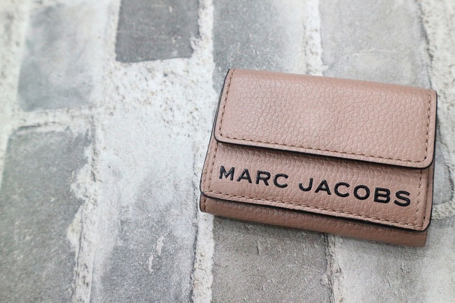 MARC JACOBS/マークジェイコブス】3つ折りミニ財布入荷しました