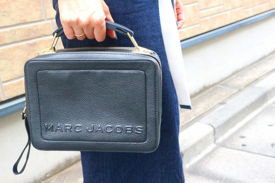 ☆期間限定お値下げ☆ MARC JACOBS THE TEXTURED BOX