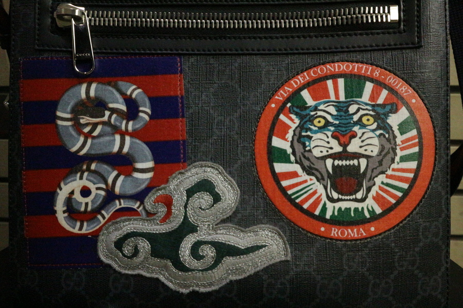 GUCCI/グッチ】GGスプリーム キャンバス メッセンジャーバッグ入荷