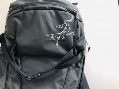 「アウトドアブランドのARC'TERYX 」