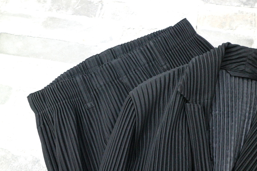 オムプリッセ　イッセイミヤケ　パンツ+ジャケット　セットアップ オムプリッセ イッセイミヤケ プリーツジャケット セットアップ - メルカリ