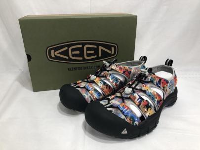 「アウトドアブランドのKEEN 」