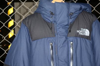 「アウトドアブランドのTHE NORTH FACE 」