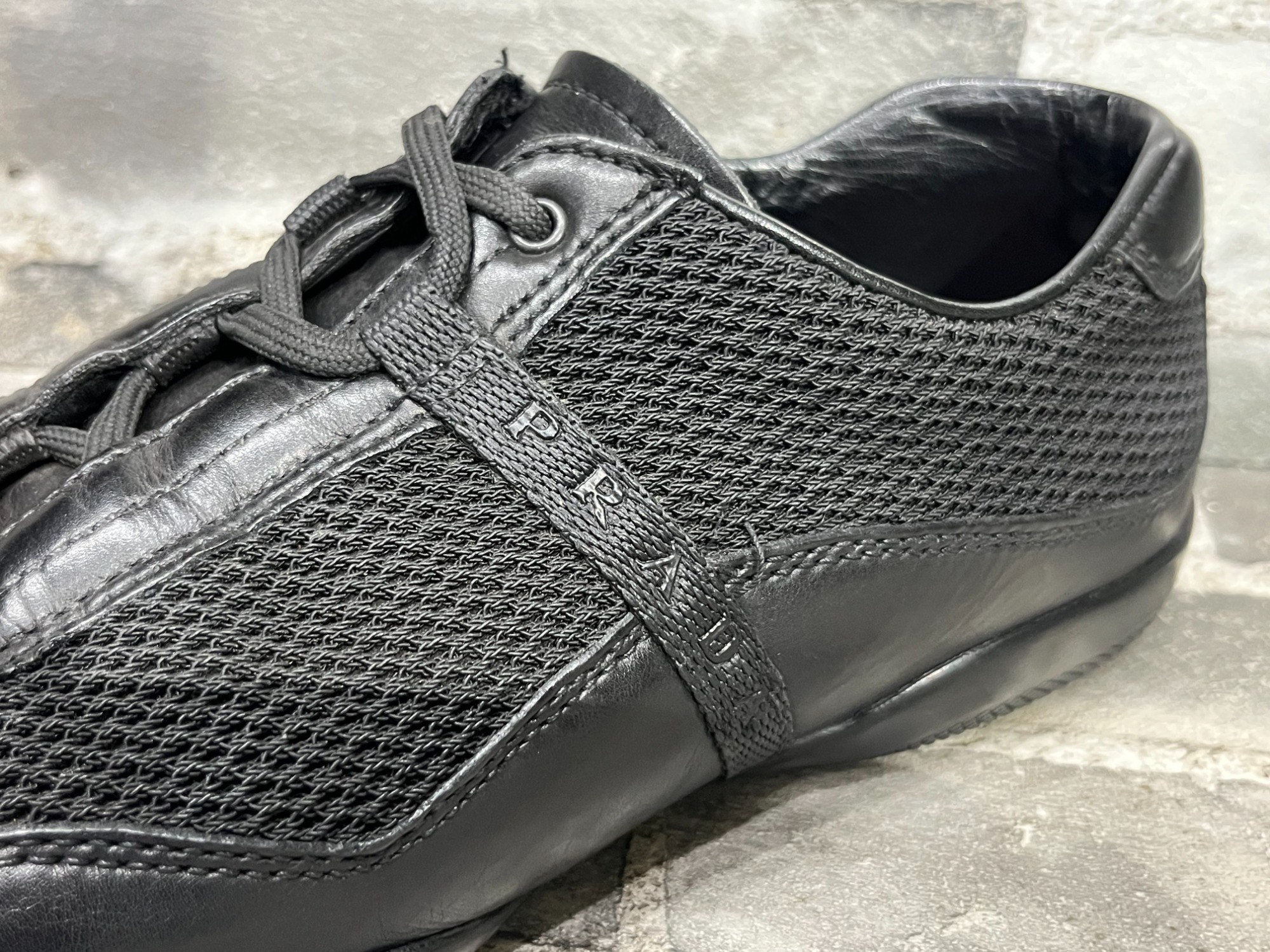 PRADA メッシュスニーカー グレー 044896_3.jpg