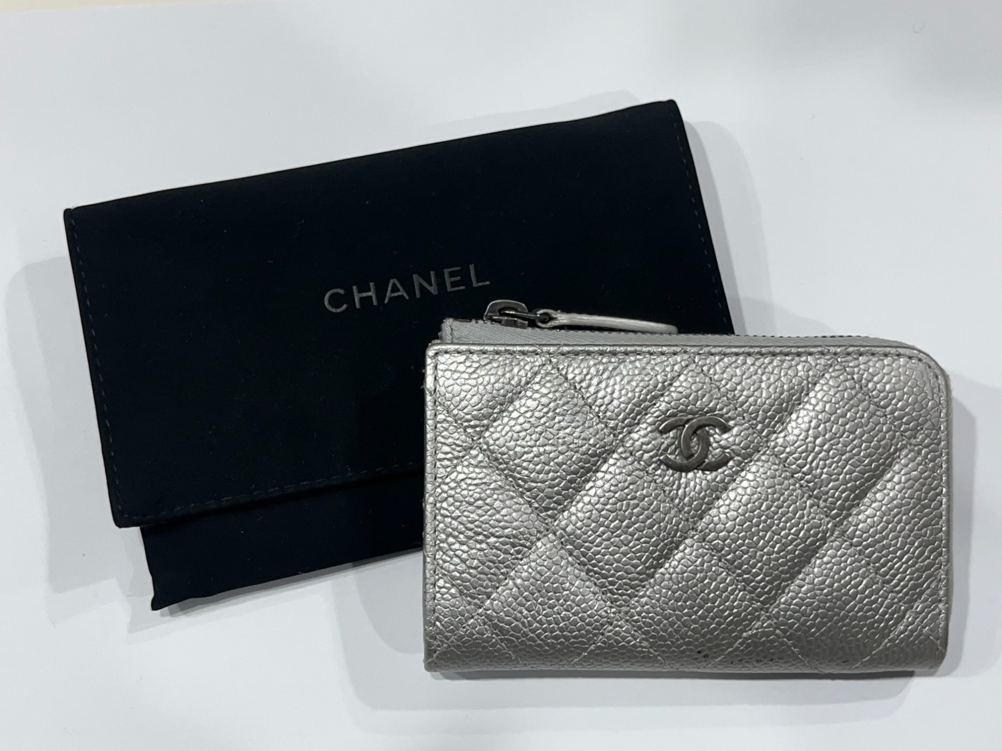 シャネル　キャビアスキン　ケース　キーリング CHANEL（シャネル）】不朽の名作キャビアスキン！キーリング付コイン