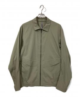 「アウトドアブランドのARC'TERYX VEILANCE 」
