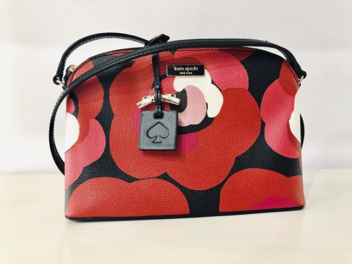 キャリアファッションのkate spade