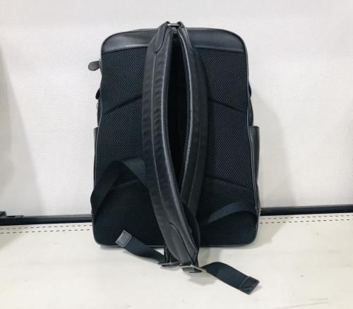 バックパックのメンズ