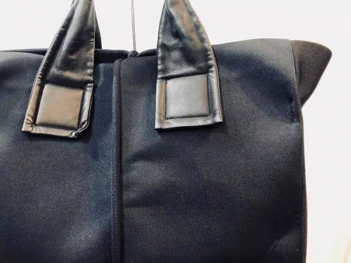 キャリアファッションのkawa-kawa