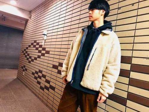 パタゴニアのレトロカーディガン