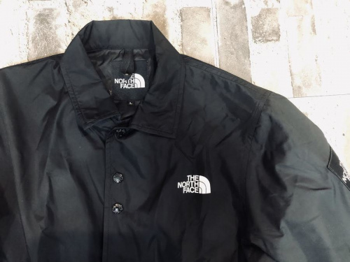 メンズのトップス