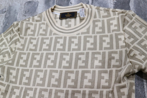 ヴィンテージアイテムのFENDI