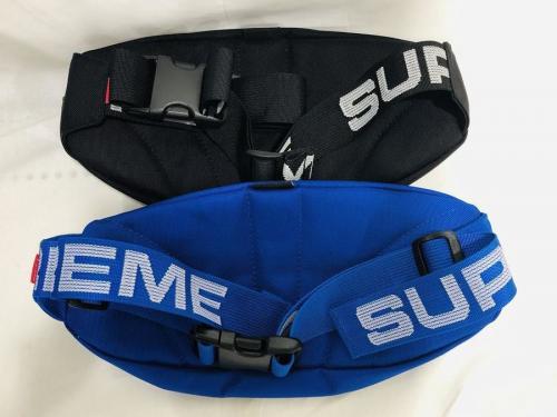 シュプリームのWaist Bag