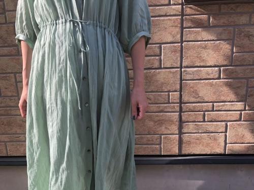 マカフィーのコットンドビーサテン シャツワンピース