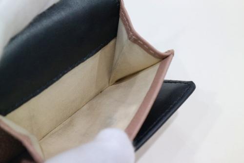 3つ折りミニ財布のM0015111 260