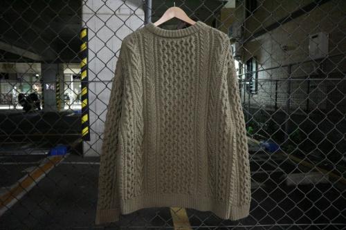 オーラリーのFRENCH MERINO ARAN KNIT