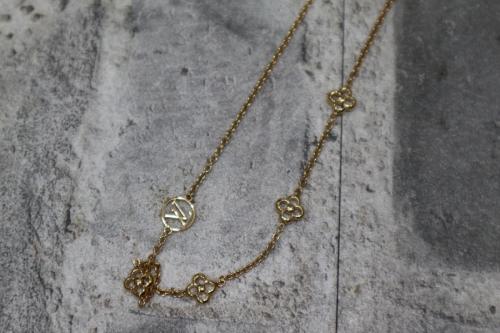 ルイ ヴィトン　のネックレス・フラワーフル