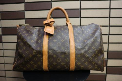 LOUIS VUITTON 　のルイ ヴィトン　