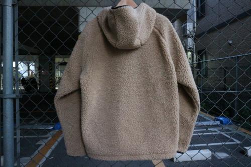 カーハートのPRENTIS PULLOVER