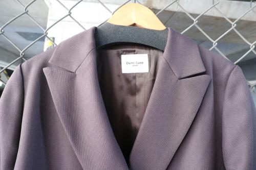 ドライギャバジン４ボタンダブルジャケットの富士見台店