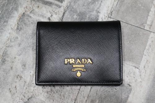 PRADAのプラダ