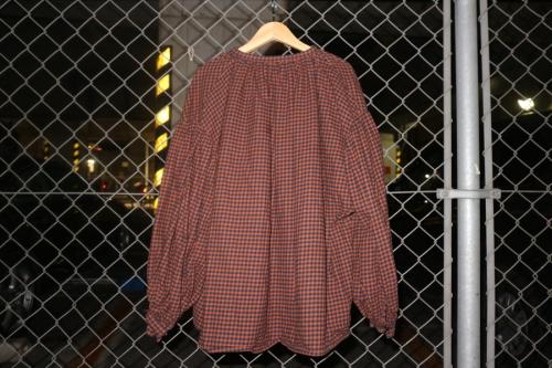 ビームス ボーイのチェックギャザースモック