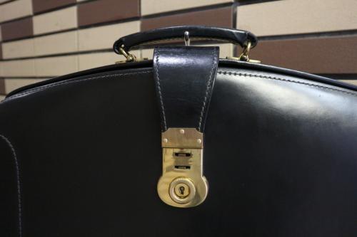 ダレスバッグの富士見台店