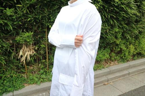 セリーヌのブラウスワンピース