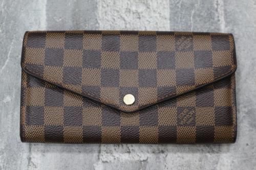 LOUIS VUITTON 　のルイ ヴィトン　