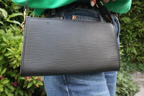 LOUIS VUITTON 　のルイ ヴィトン　