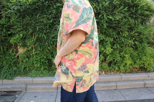 アロハシャツの富士見台店