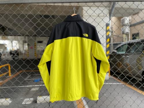 ザノースフェイスのHydrena Wind Jacket
