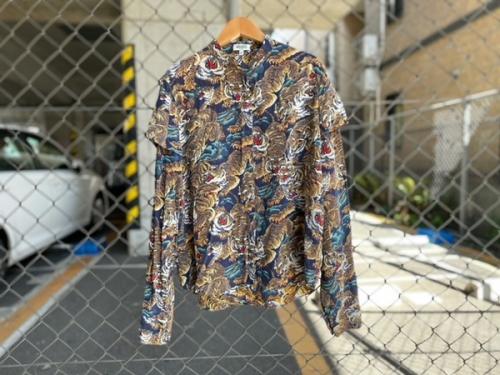 ケンゾーのタイガー総柄シャツ