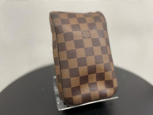 LOUIS VUITTON 　のルイ ヴィトン　