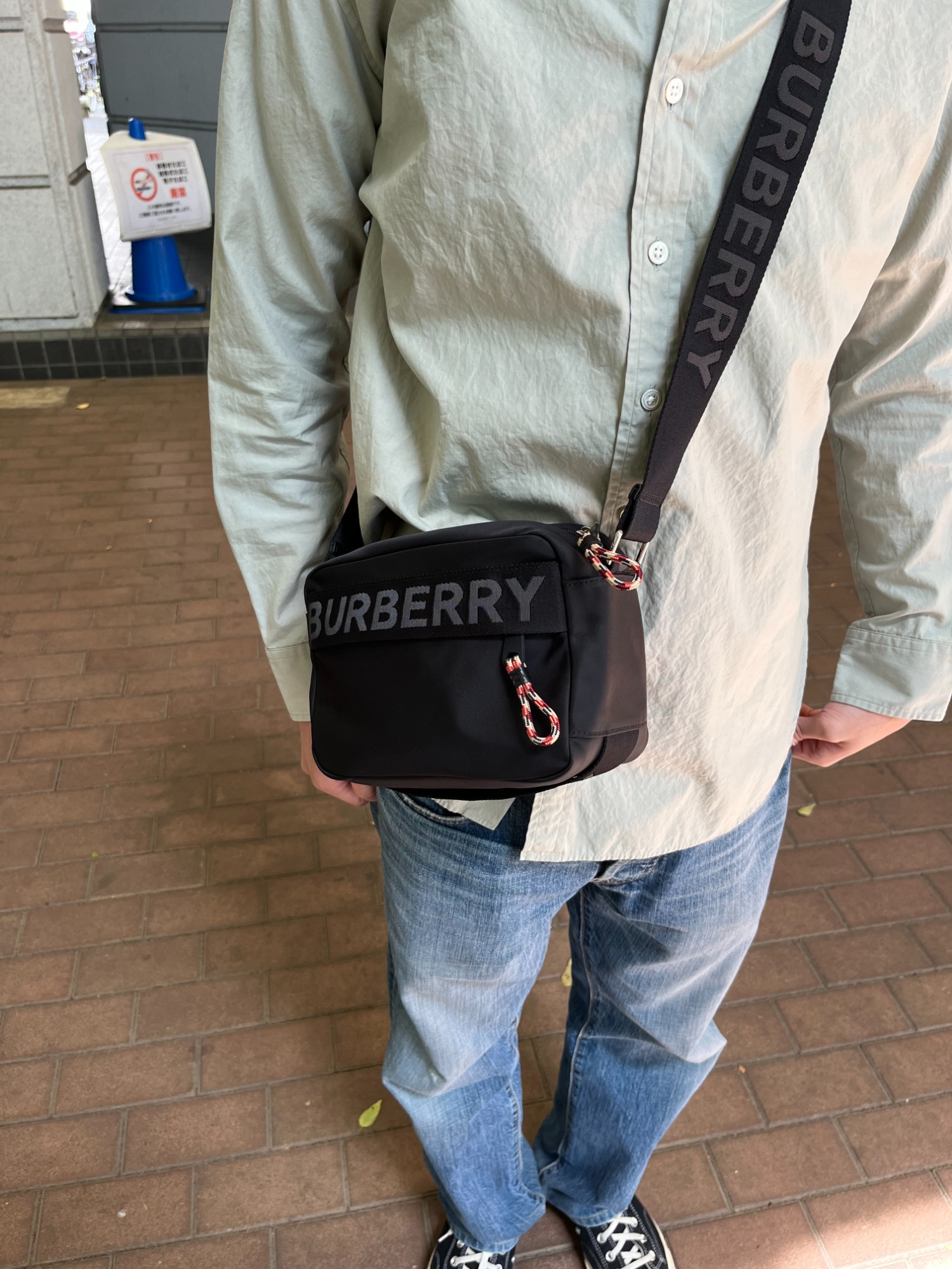 人気ラグジュアリーブランド【BURBERRY】よりクロスボディバッグが入荷