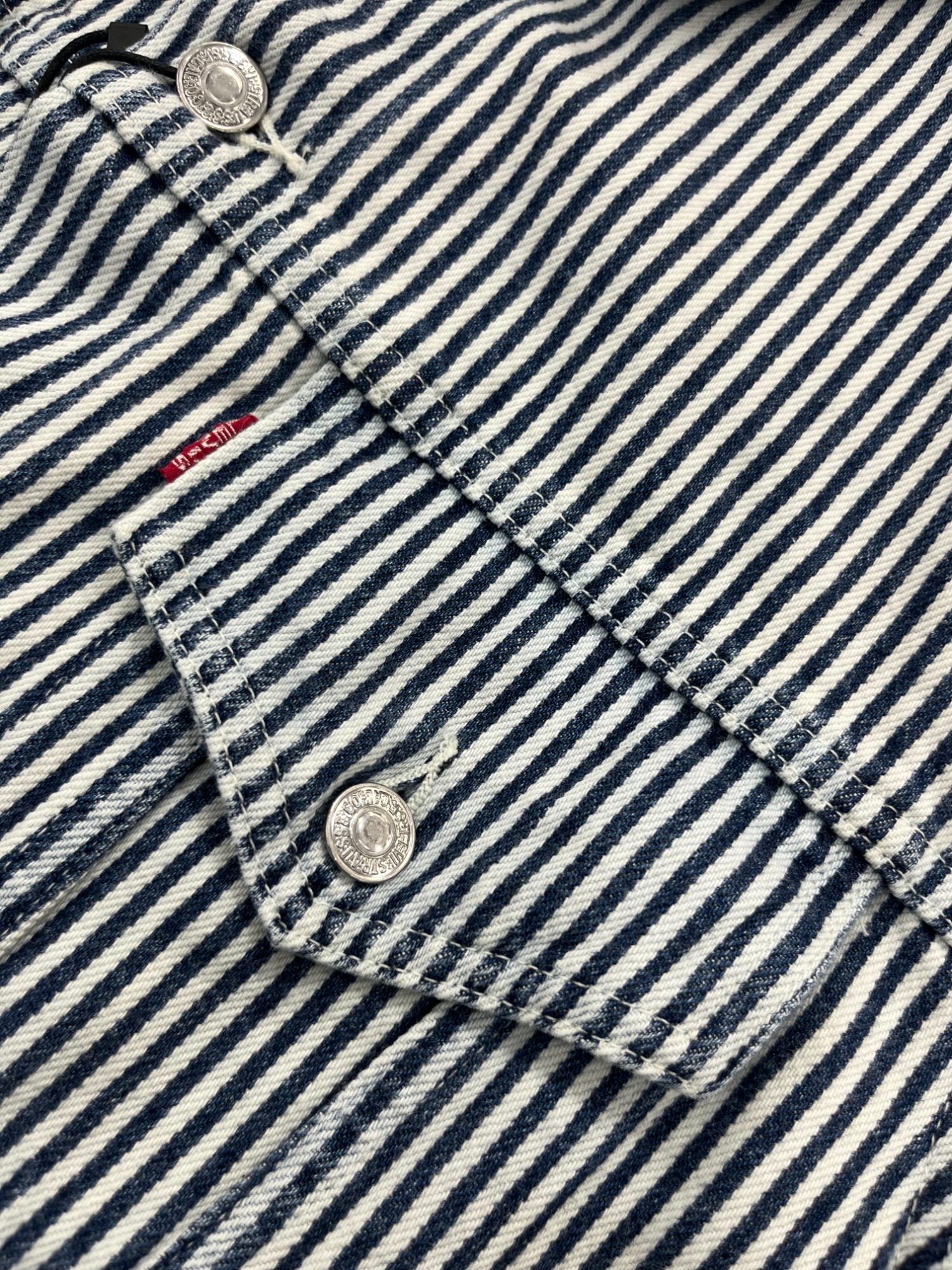 人気アメカジブランド【Levi's×NIGO】より557XX HICKORY STRIPE