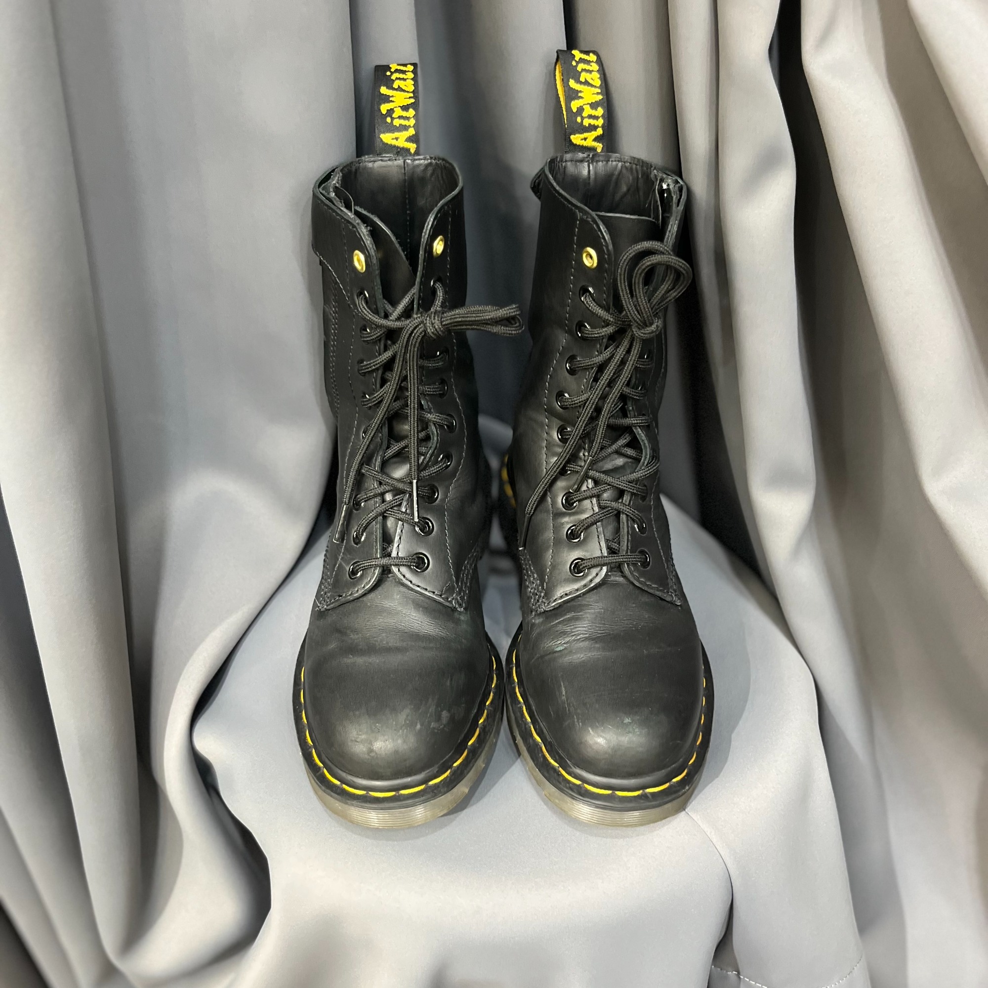 Dr. Martens×YOHJI YAMAMOTOのコラボホールブーツが買取入荷いたし