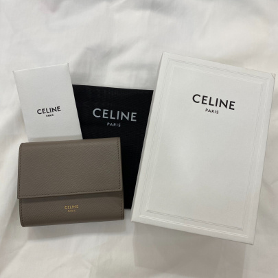 「ラグジュアリーブランドのCELINE 」