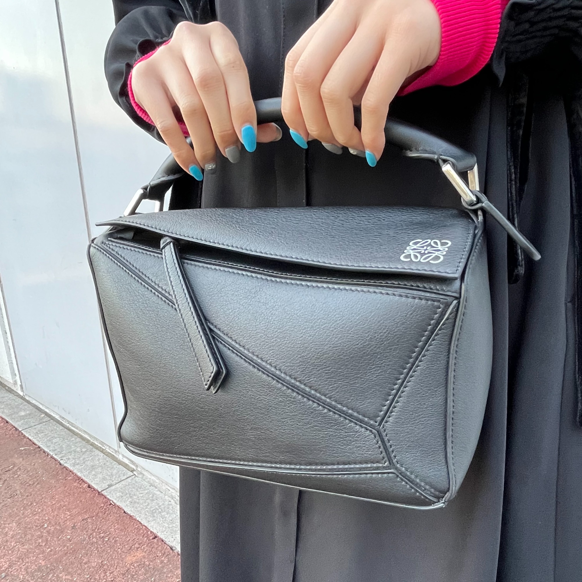 人気ラグジュアリーブランド【LOEWE/ロエベ】よりパズルバッグが