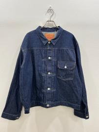 「アメカジブランドのLevi's 」