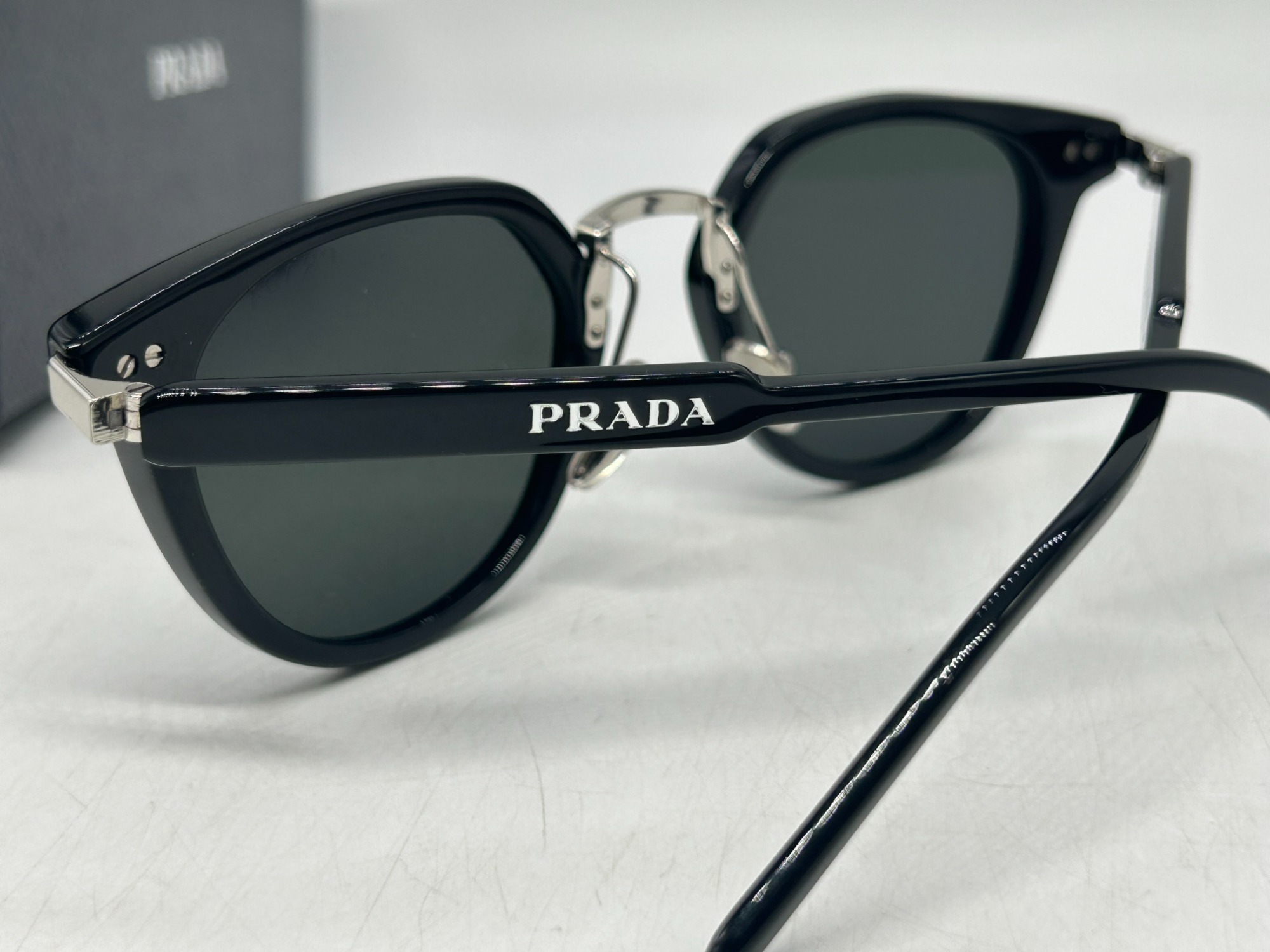 PRADA/プラダ】SPR17Y サングラス 買取入荷いたしました[2025.06.10